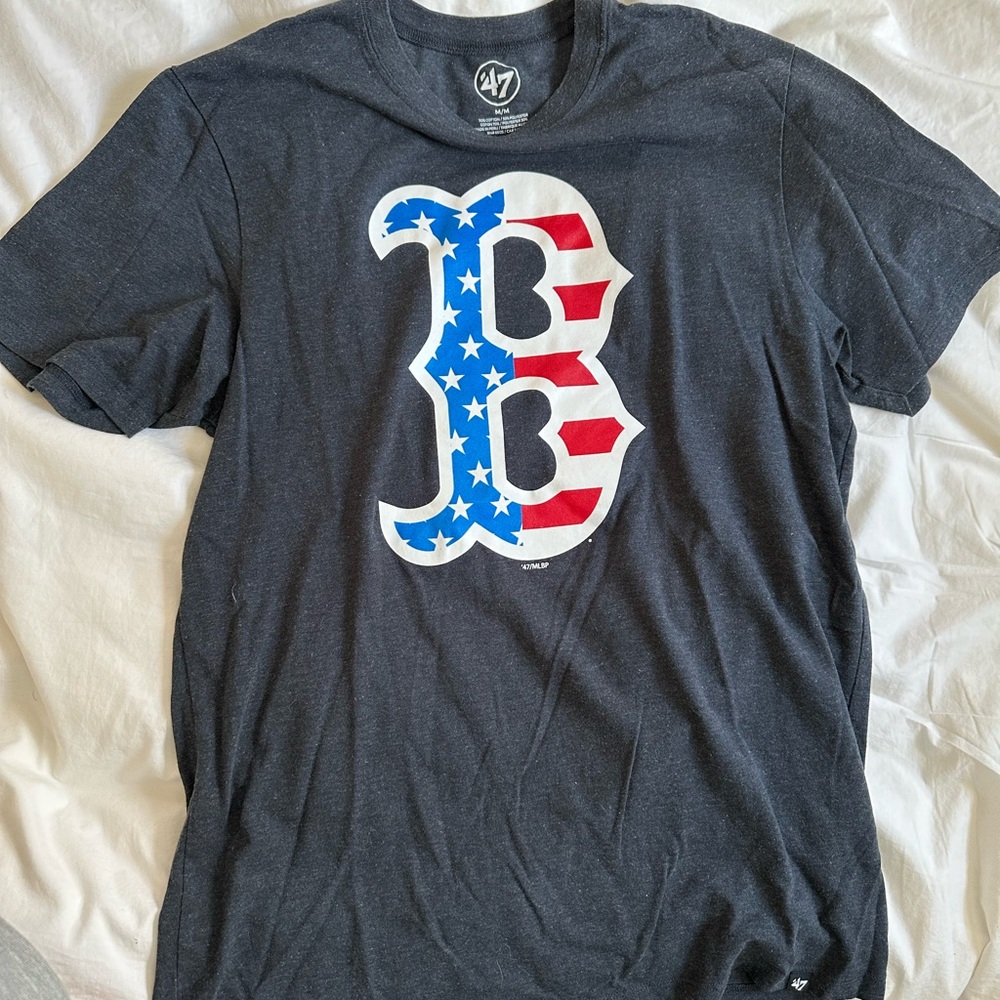 47 Red Sox's Men's Dark Gray Patriotic Graphic Tee